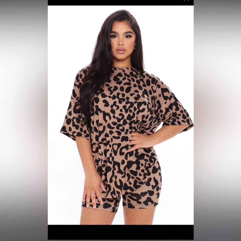 Fashion Nova Tan and Black Leopard Print Women’s Shorts Set M